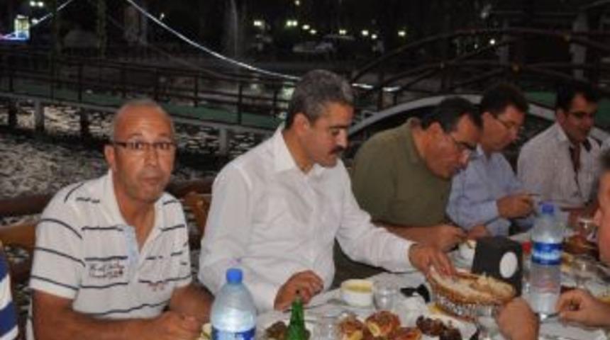 Aydın Ve Nazillili Basın Mensupşarı İftarda Buluştu