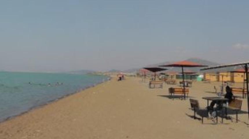 Ramazan Ayı Beyşehir G&ouml;l&uuml;'n&uuml;n Plajlarını Da Boşalttı