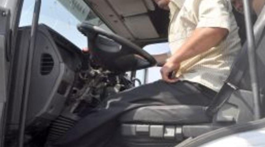 TIR'ı Yağmalanan T&uuml;rk Şof&ouml;r&uuml;: Suriye'de Kimin Ne Olduğu Belli Değil