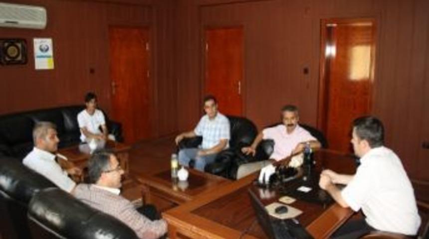 Ağrı Milli Eğitim M&uuml;d&uuml;r&uuml; Başak&rsquo;dan Lys Birincisine &Ouml;d&uuml;l