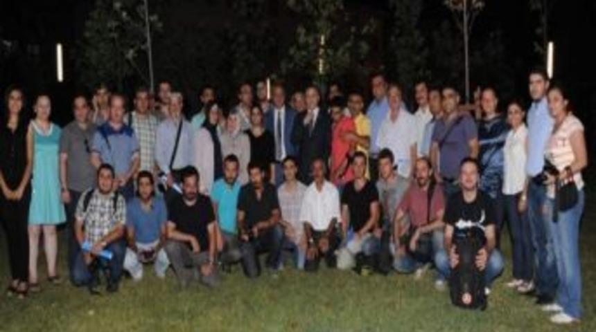 Mhp&rsquo;li Ak&ccedil;ay Gazetecileri İftar Yemeğinde Ağırladı