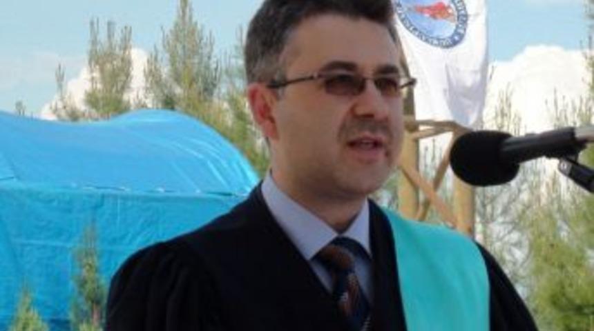 Sağlık Hizmetleri Y&uuml;ksekokulu M&uuml;d&uuml;rl&uuml;ğ&uuml;'ne Saraoğlu Atandı