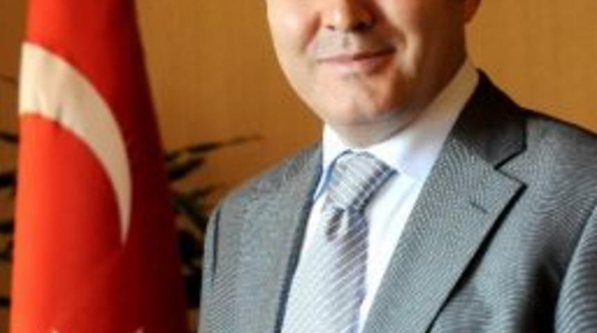 Vali Altıparmak’tan Tebrik