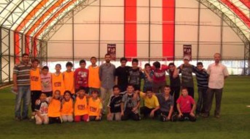 Yaz Kuran Kursu &Ouml;ğrencileri Futbol Turnuvasında Buluştu