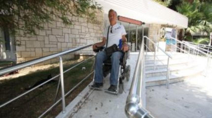 Fuar Evlendirme Dairesine Yapılan Tutamaklar Sevindirdi