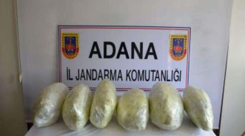 Valizinde Esrar Taşıyan Yolcu Tutuklandı