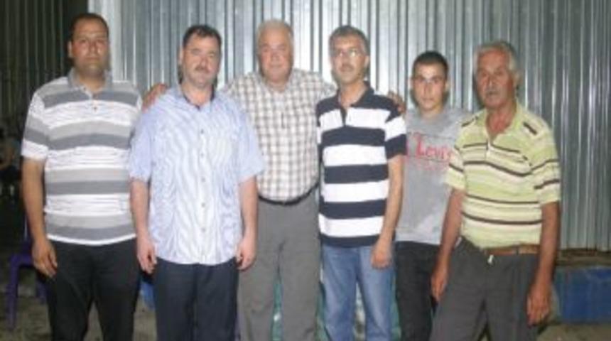 &Ouml;demiş'te &Uuml;&ccedil; Bin Kişilik Geleneksel İftar Yemeği