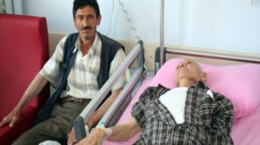 Ayağı Kangrenli Yaşlı Adam Tedavi Altına Alındı