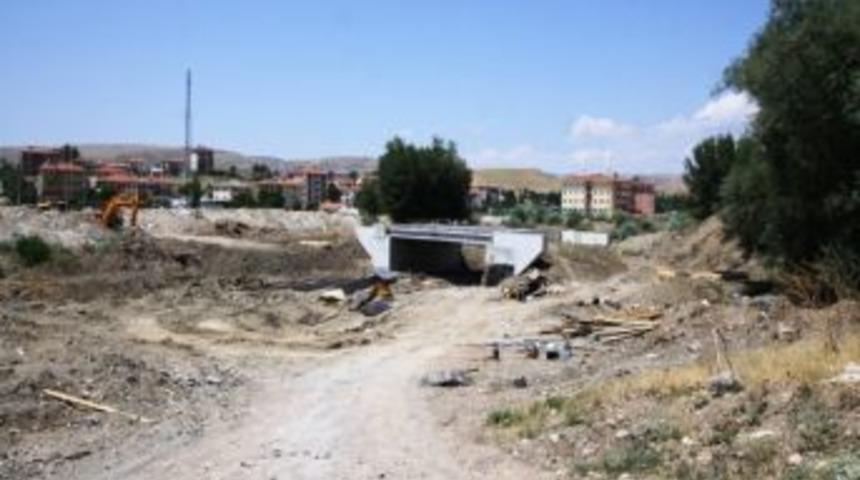 &Ccedil;ubuk Trafiğine Yeni K&ouml;pr&uuml; Ve Alternatif Yol İle &Ccedil;&ouml;z&uuml;m