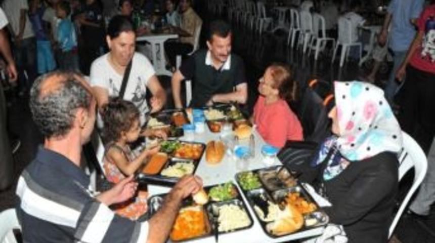 Bucalı Gen&ccedil;, Başkan Tatı'dan Deniz İstedi