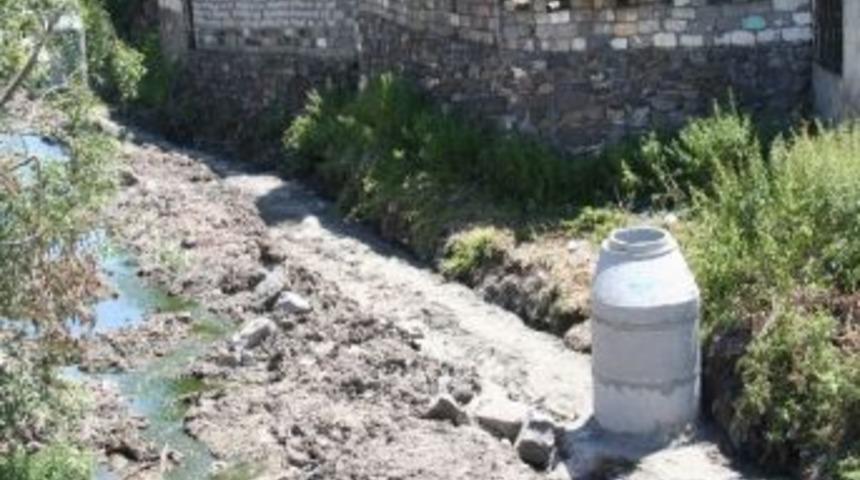 Bayrampaşa Deresi Islah Ve Kanalizasyon Şebekesi &Ccedil;alışmaları Devam Ediyor