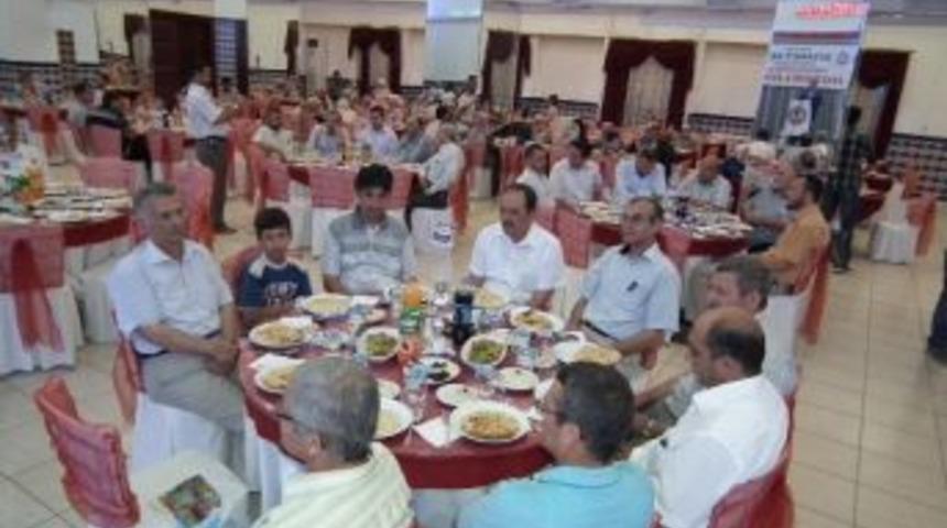 Diyanet-sen &Uuml;yeleriyle İftarda Buluştu