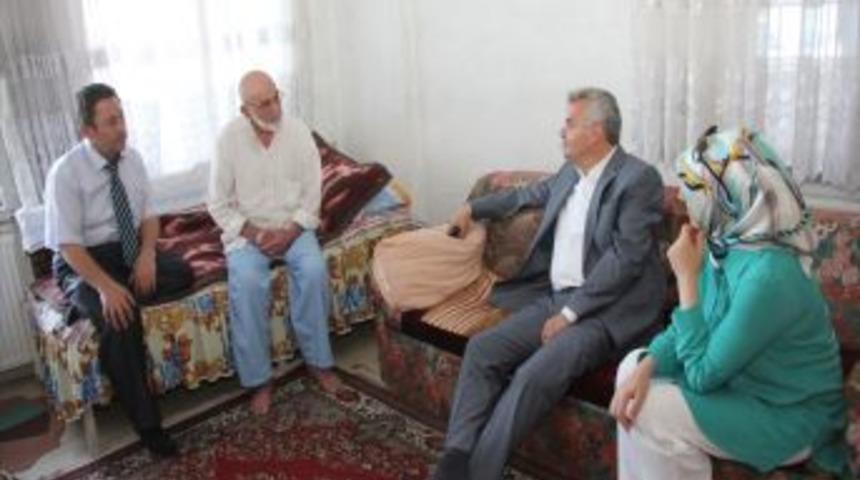 Vali &Ouml;zcan&rsquo;dan Ramazan Ziyareti