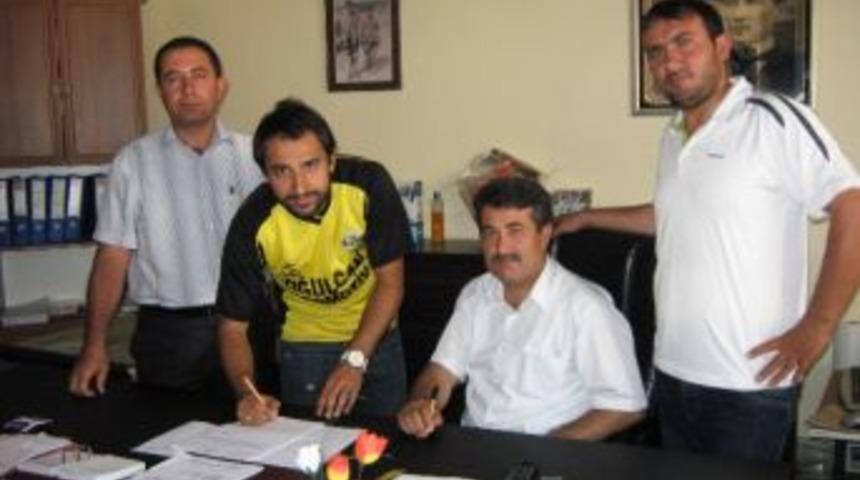 Sorgun Belediyesor L&uuml;laburgazspor&rsquo;dan Ziya İstek İle Anlaştı