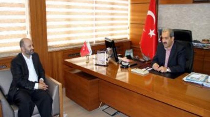 Doğan &Uuml;rg&uuml;p&rsquo;ten Cami Derneğine Destek S&ouml;z&uuml;