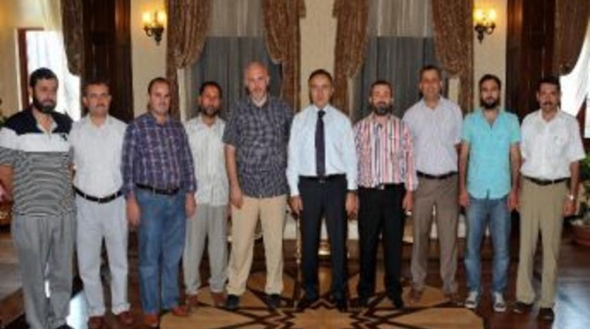 İhh Y&ouml;neticilerinden Vali Altıparmak&rsquo;a Ziyaret