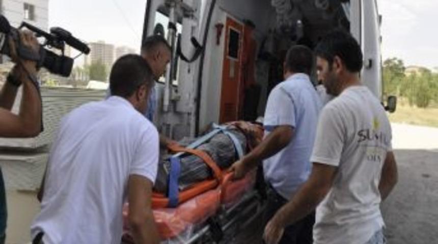 İnşaattan D&uuml;şen İş&ccedil;i Yaralandı