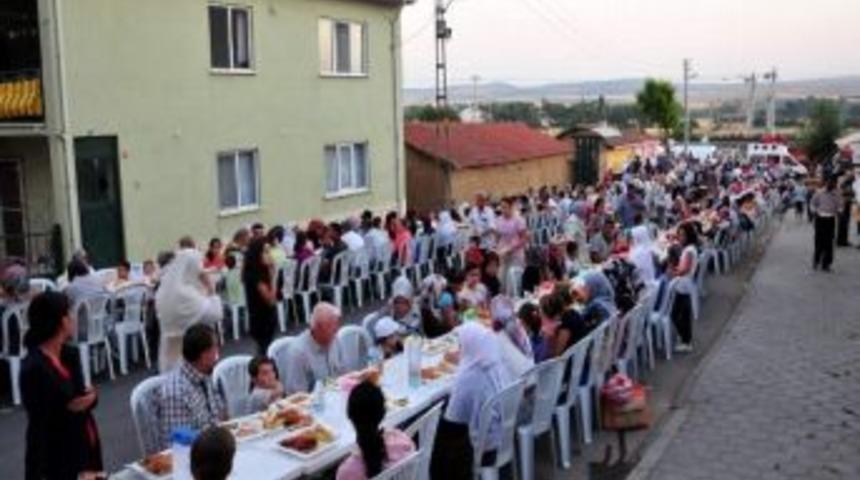 Tepebaşı Belediyesi Sokak İftarlarıyla Vatandaşlar İle Biraraya Geliyor