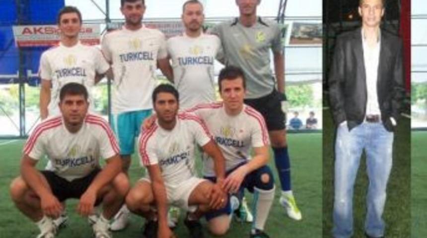 Halı sahada Fındıklı - Yenik&ouml;y finali