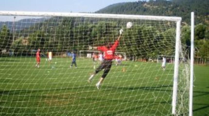 Futbol Takımları G&ouml;lc&uuml;k&rsquo;e İlgisiz