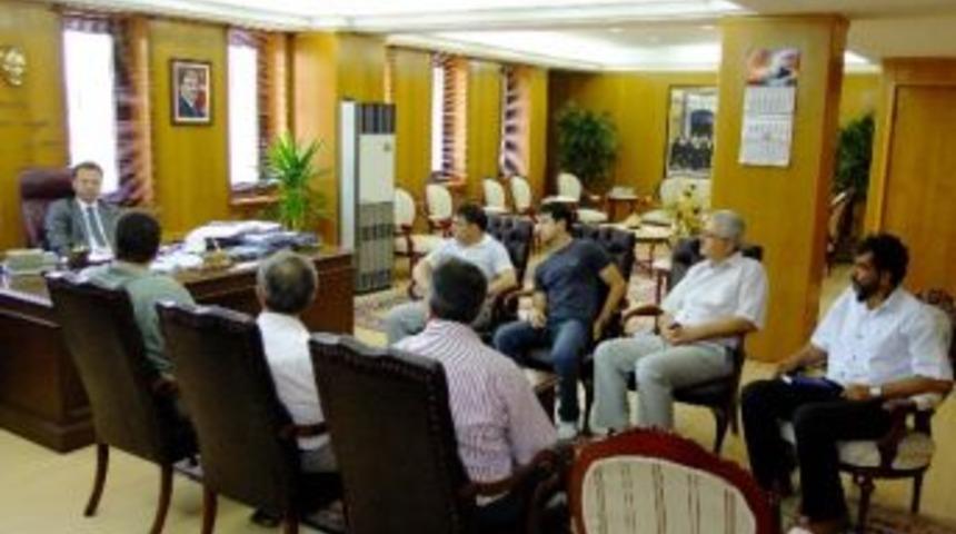 Matbaa Sahipleri Vali Aksoy&rsquo;u Makamında Ziyaret Etti