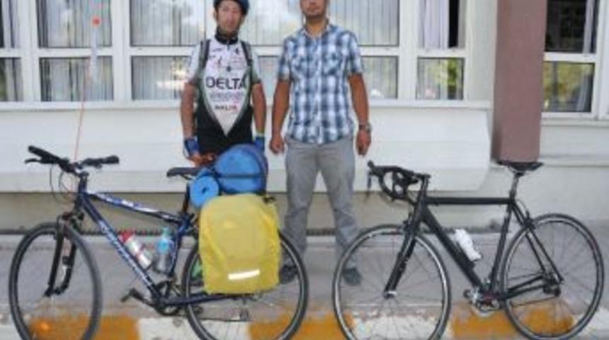 Sağlık İ&ccedil;in Pedal &Ccedil;eviriyor