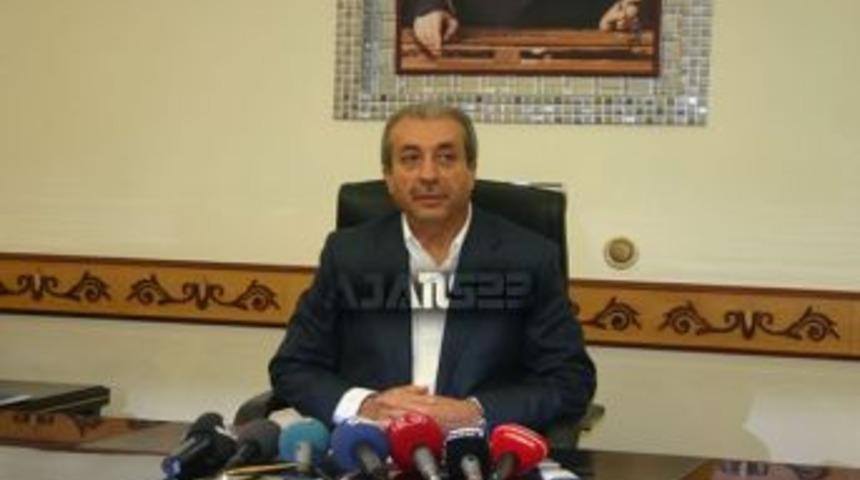 Bakan Eker, Elazığ 'da valilik makamında