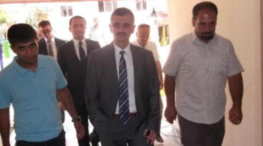 Vali Bektaş, Toki İnşaatını Ziyaret Etti