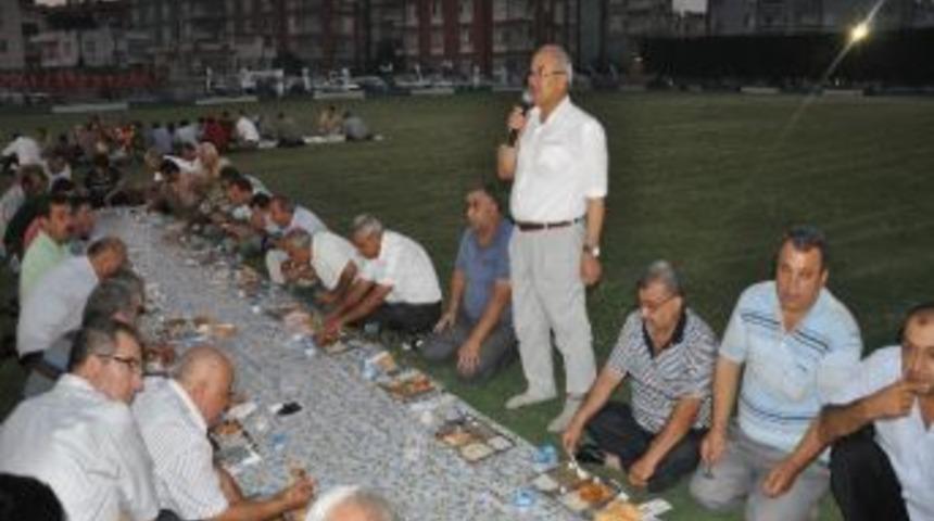 Spor Tesisinde İftar Etkinliği