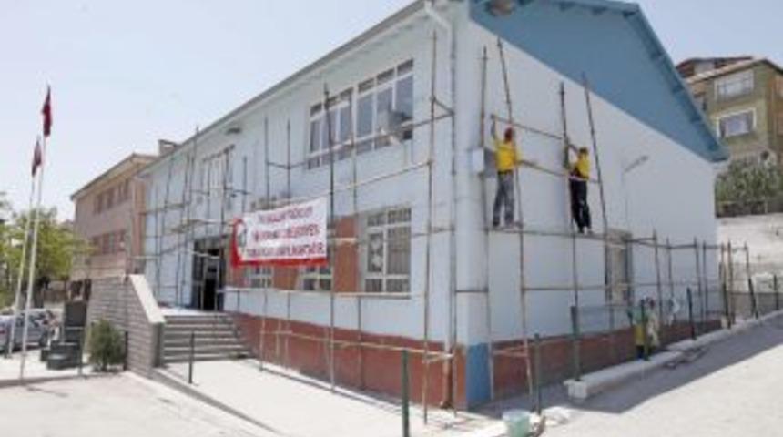 Yenimahalle'de Okullar Yeni D&ouml;neme Hazırlanıyor