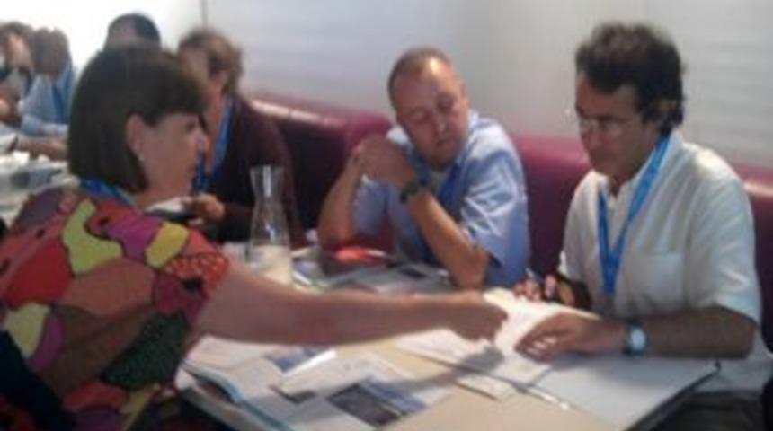 Me&uuml; Temsilcileri, İtalyan Meslektaşlarına Me&uuml;&rsquo;y&uuml; Tanıttı