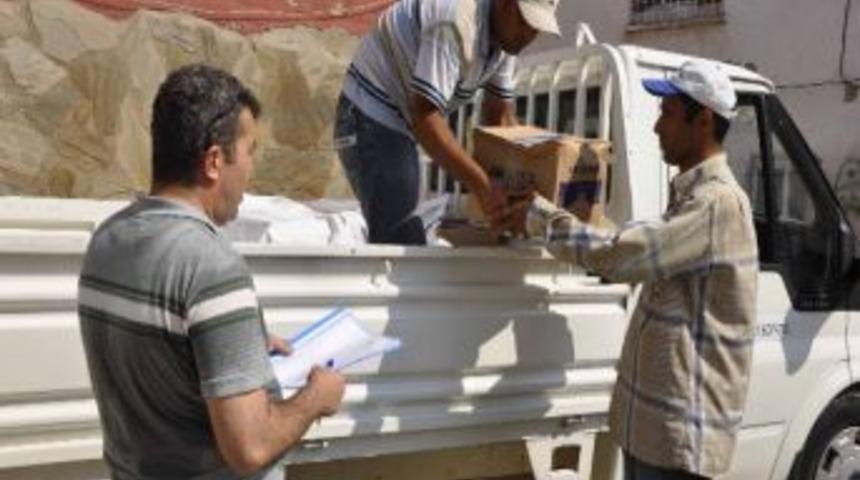 Kuşadası Belediyesi&rsquo;nden 2 Bin 500 Aileye Gıda Yardımı