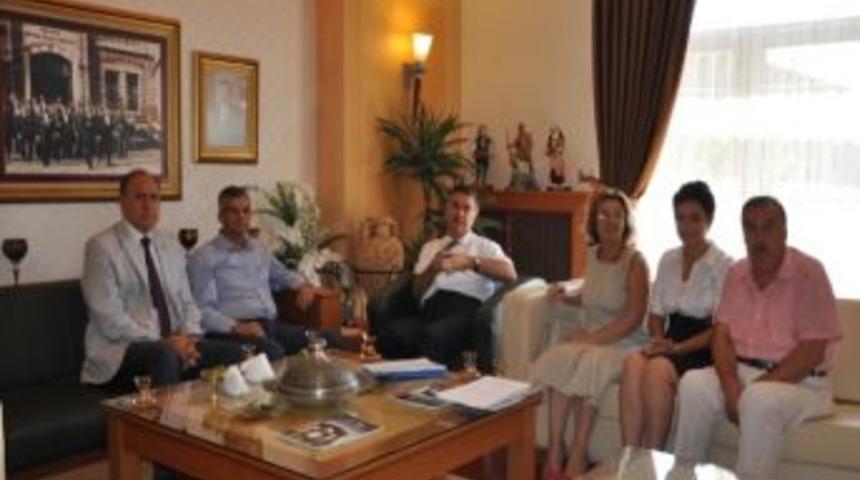 Aydın Valisi Kerem Al&rsquo;a Kent Tarihi M&uuml;zesi Ziyareti