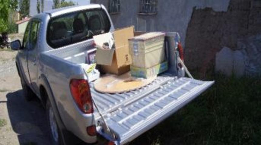 5 &Ccedil;ocuğuyla Birlikte Kaymakamlığa Sığındı