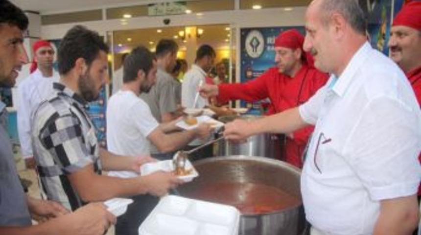 Rize Belediyesi, 100 Bin Kişiyi Iftarda Ağırlamayı Hedefliyor