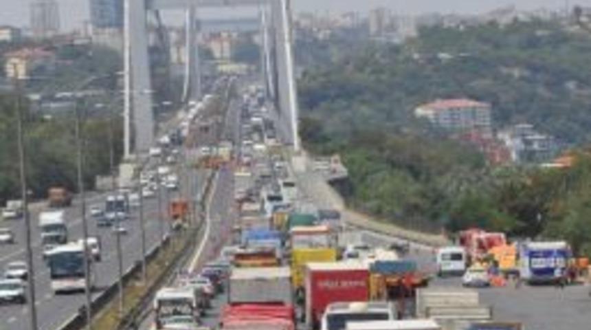 Fsm'de Trafik &Ccedil;ilesi S&uuml;r&uuml;yor