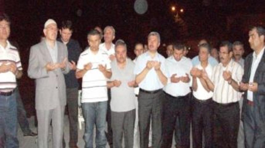 Kırşehir&rsquo;de Arakanlı M&uuml;sl&uuml;manlar İ&ccedil;in Toplandılar