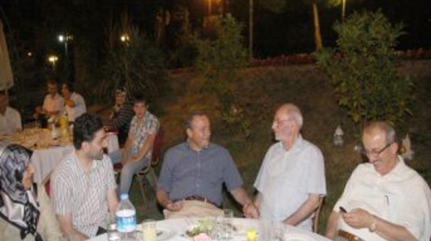 Vali Kızılcık, Konutunda Bu Kez Şehit Yakınlarını Ağırladı