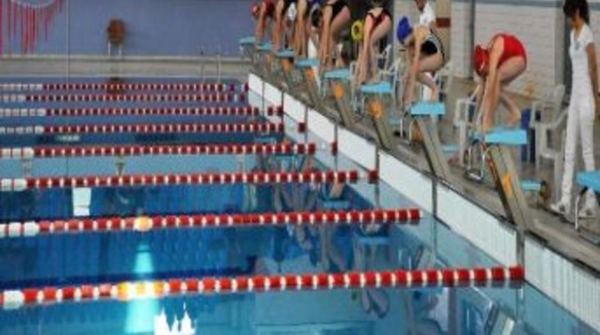 Olimpik Kula&ccedil;lar Y&uuml;zme M&uuml;sabakaları Tamamlandı