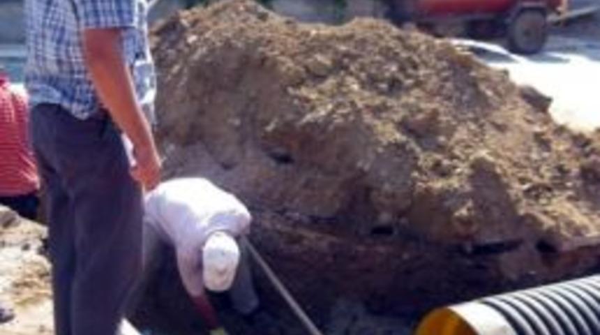 Burhaniye&rsquo;de Altyapı Hamlesi S&uuml;r&uuml;yor