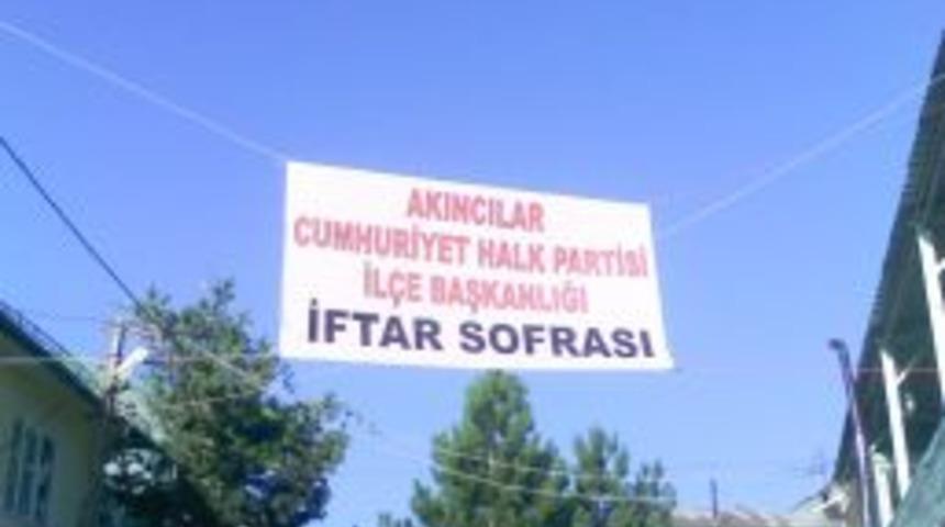 CHP Il&ccedil;e Teşkilatı Ilk Kez Iftar Organizasyonu D&uuml;zenledi