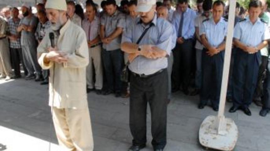 Suriye Ve Arakan&rsquo;da Hayatını Kaybedenler I&ccedil;in Gıyabi Cenaze Namazı