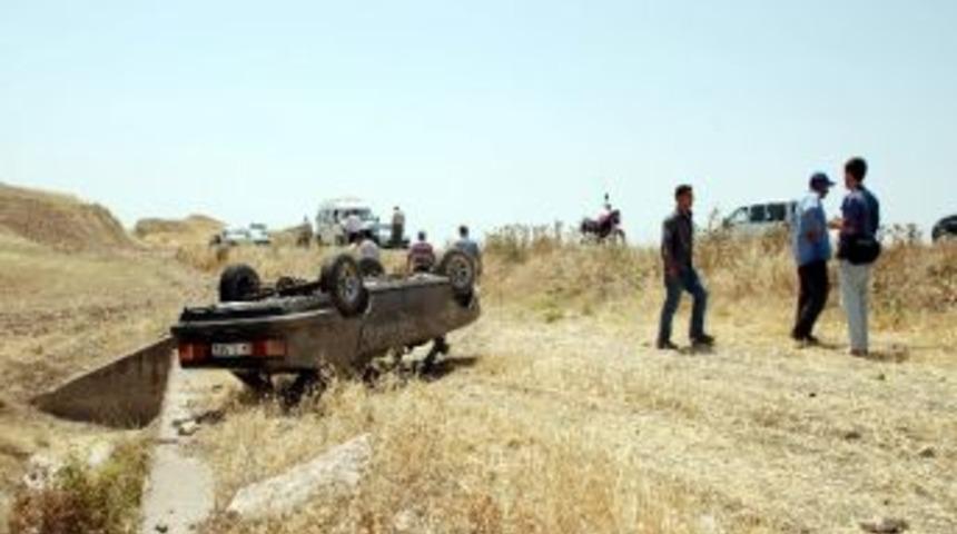 Kahta’da Otomobil Şarampole Uçtu: 1 Yaralı