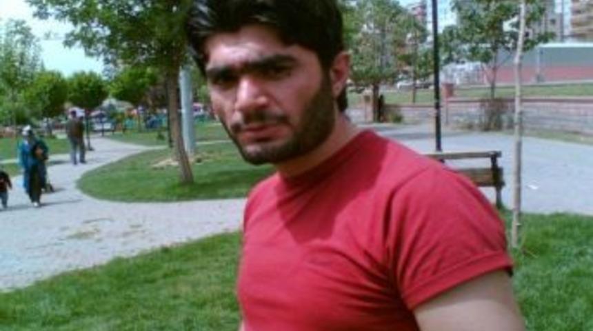 Batman'da Bı&ccedil;aklı Kavga: 1 &Ouml;l&uuml;, 1 Yaralı