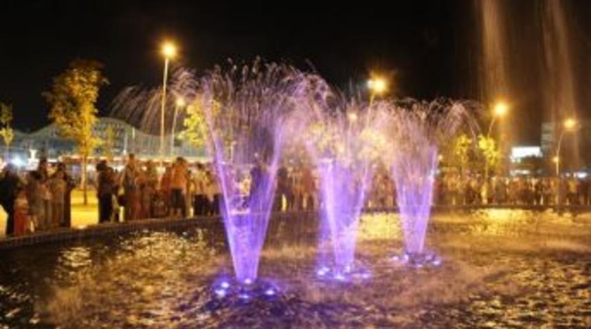 Sakarya İki Yeni Meydana Kavuşuyor