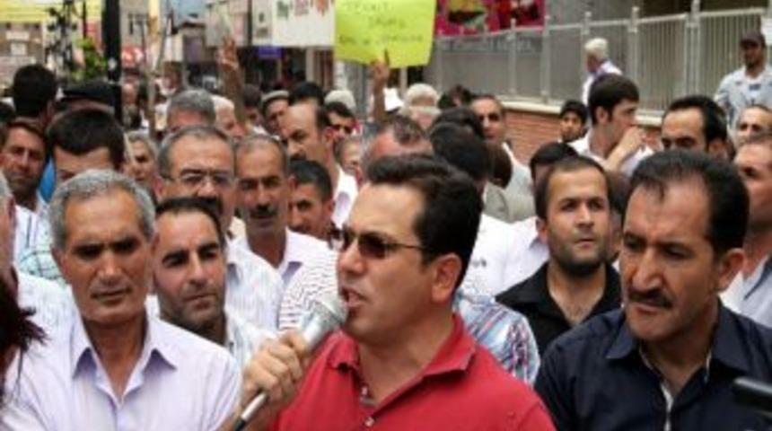 Bdp&rsquo;li &Uuml;&ccedil;er&rsquo;den Suriyeli K&uuml;rtlere Destek