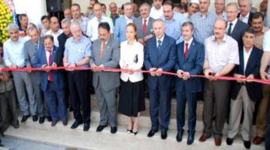 Hoşgör Cami, Park Ve Meydan’ı Dualarla Açıldı