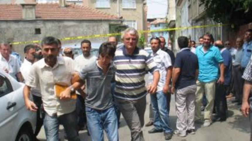 PTT'yi Soyan Zanlı, Işsizlik Maaşı &Ccedil;ektiği Banka Şubesini De Soymak Istemiş