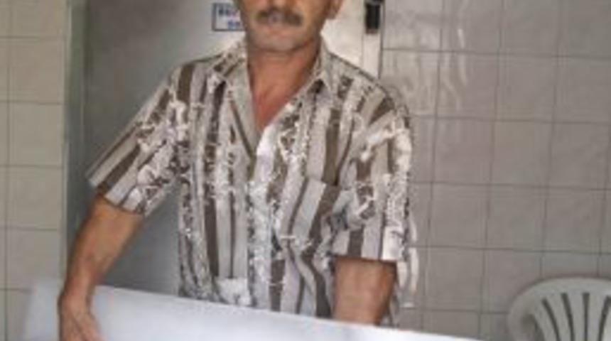 Sıcakların Uğramadığı Tek Yer: Buz Fabrikası