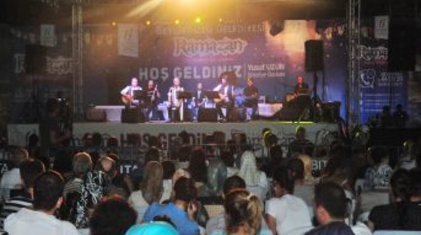 Beylikd&uuml;z&uuml;'nde Ramazan Akşamları Farklı Programlarla S&uuml;r&uuml;yor